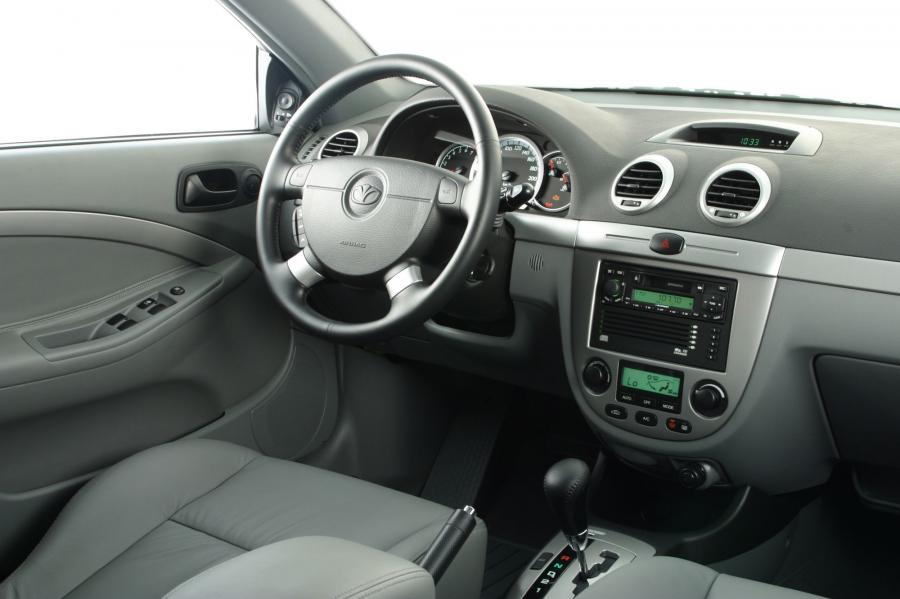  Daewoo Lacetti5 2004 года  (фото 12 из 12)